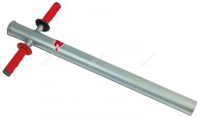 Outil pour piquet de piste