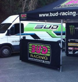 Demi Coté de tente Bud